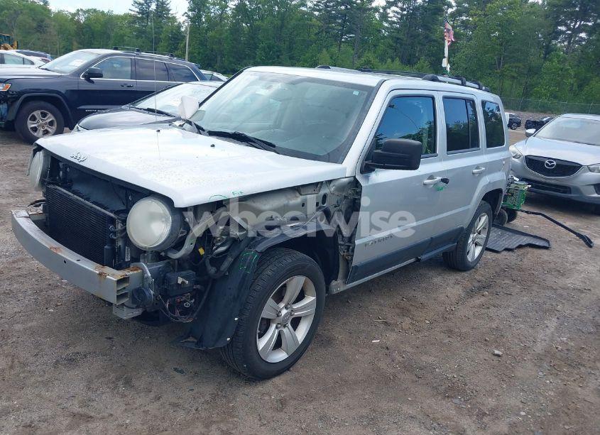 Photo 2 of 2012 Jeep Patriot LIMITED (VIN 1C4NJRCB5CD563319)