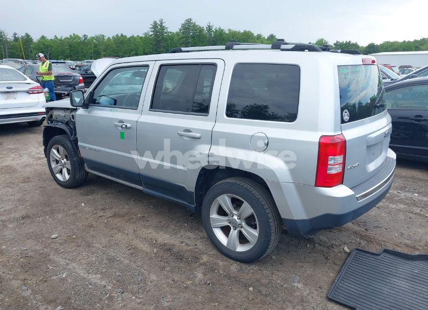 Photo 3 of 2012 Jeep Patriot LIMITED (VIN 1C4NJRCB5CD563319)