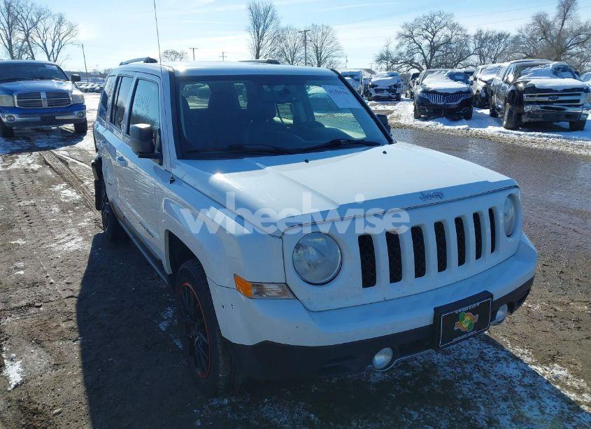2014 Jeep Patriot LIMITED (VIN 1C4NJRCB5ED634120) main photo