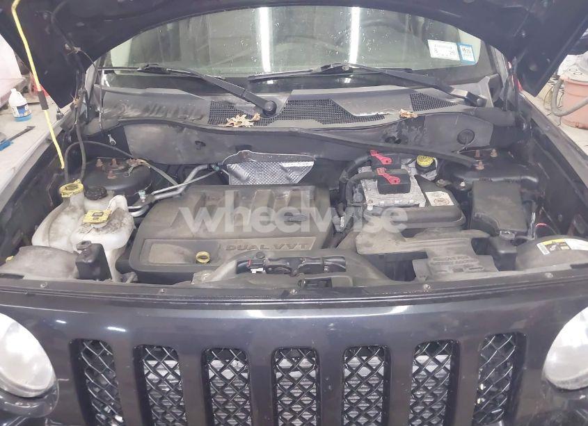 Photo 10 of 2014 Jeep Patriot LIMITED (VIN 1C4NJRCB7ED684811)