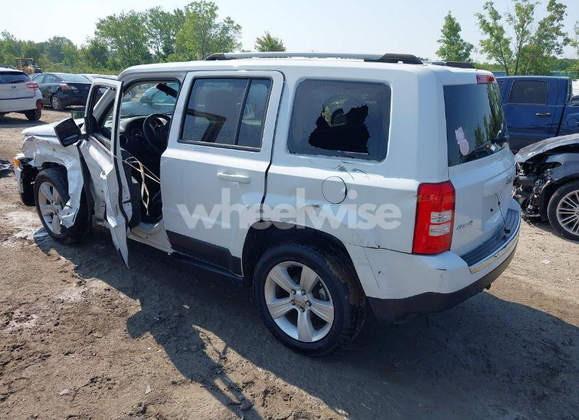 Photo 3 of 2013 Jeep Patriot LIMITED (VIN 1C4NJRCB8DD240450)