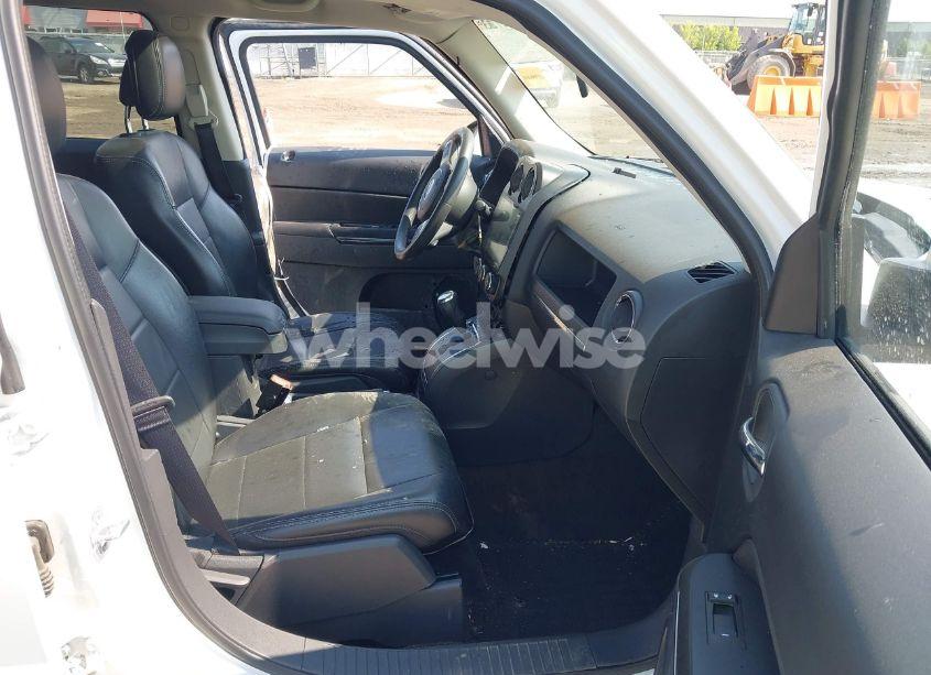 Photo 5 of 2013 Jeep Patriot LIMITED (VIN 1C4NJRCB8DD240450)