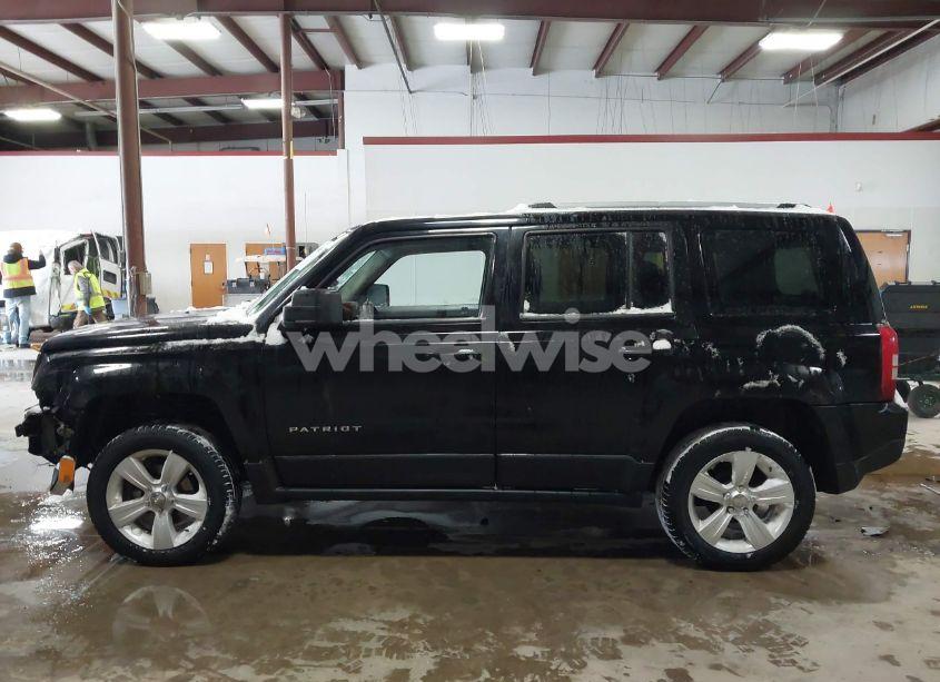 Photo 14 of 2014 Jeep Patriot LIMITED (VIN 1C4NJRCB8ED910340)