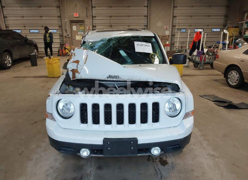 Photo 12 of 2015 Jeep Patriot LIMITED (VIN 1C4NJRCB8FD188966)