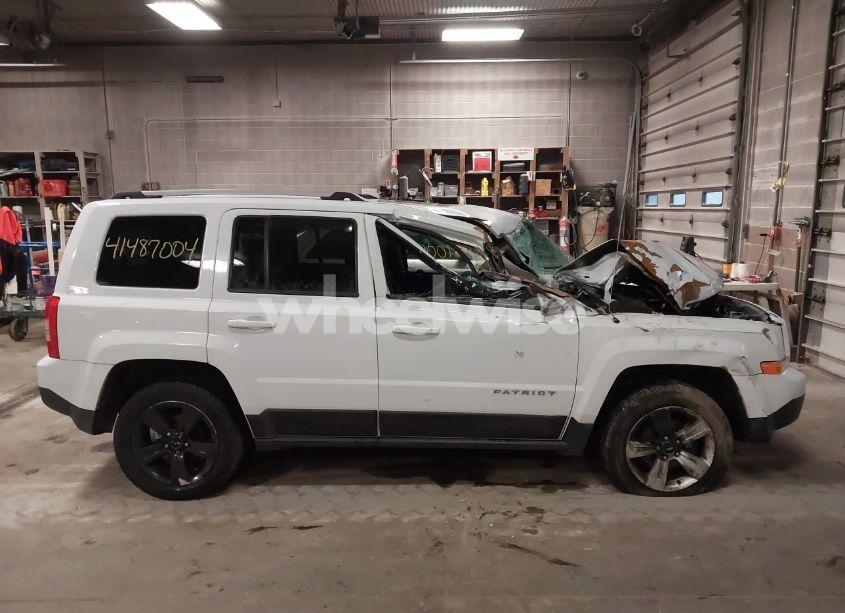 Photo 13 of 2015 Jeep Patriot LIMITED (VIN 1C4NJRCB8FD188966)