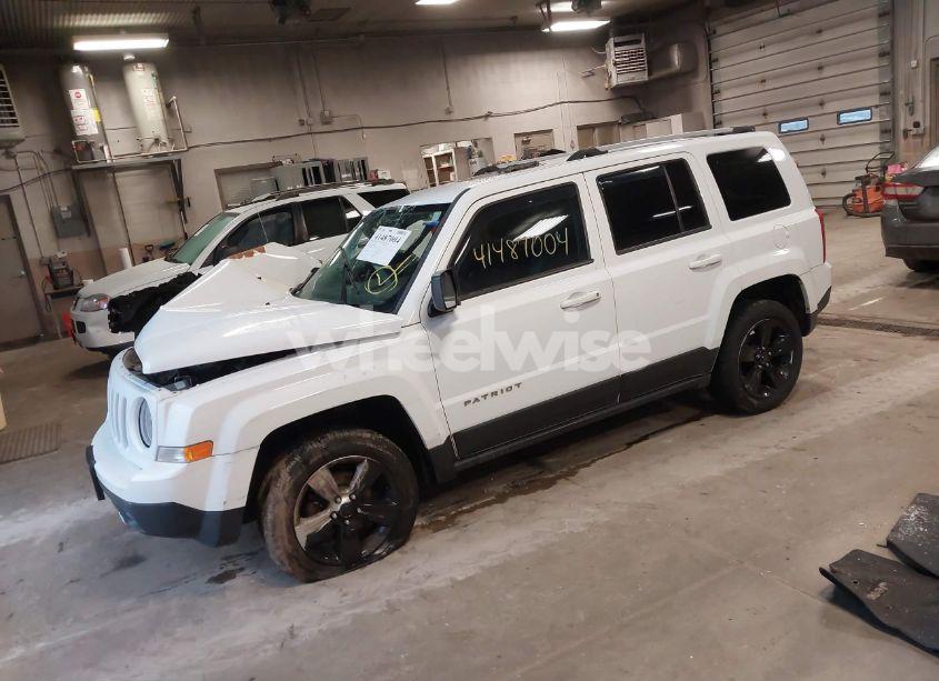 Photo 2 of 2015 Jeep Patriot LIMITED (VIN 1C4NJRCB8FD188966)