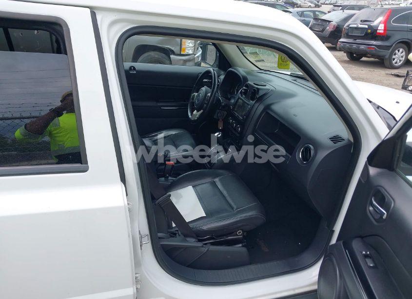 Photo 5 of 2012 Jeep Patriot LIMITED (VIN 1C4NJRCBXCD512964)