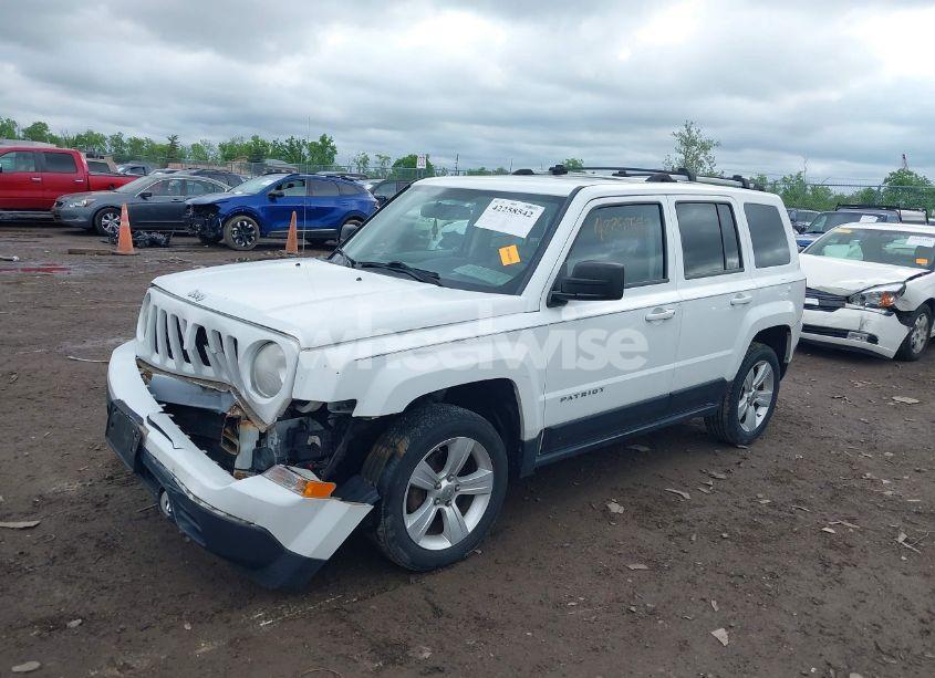 Photo 2 of 2012 Jeep Patriot LIMITED (VIN 1C4NJRCBXCD588619)