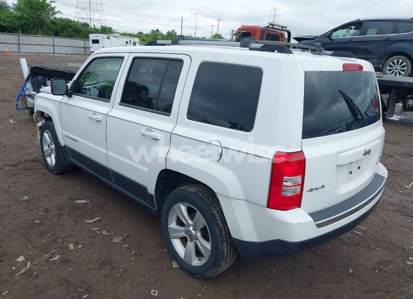 Photo 3 of 2012 Jeep Patriot LIMITED (VIN 1C4NJRCBXCD588619)