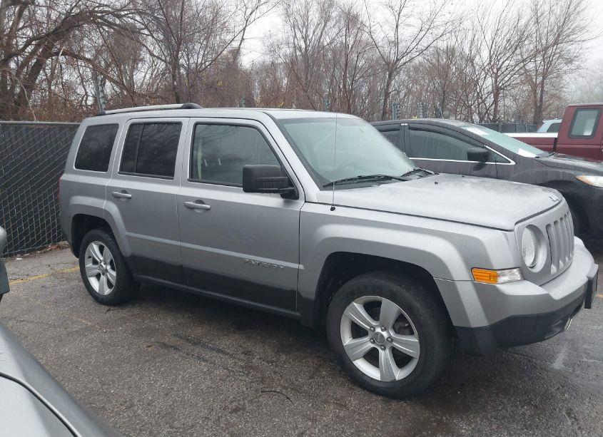 Photo 13 of 2014 Jeep Patriot LIMITED (VIN 1C4NJRCBXED779007)