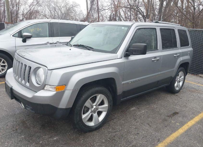 Photo 2 of 2014 Jeep Patriot LIMITED (VIN 1C4NJRCBXED779007)