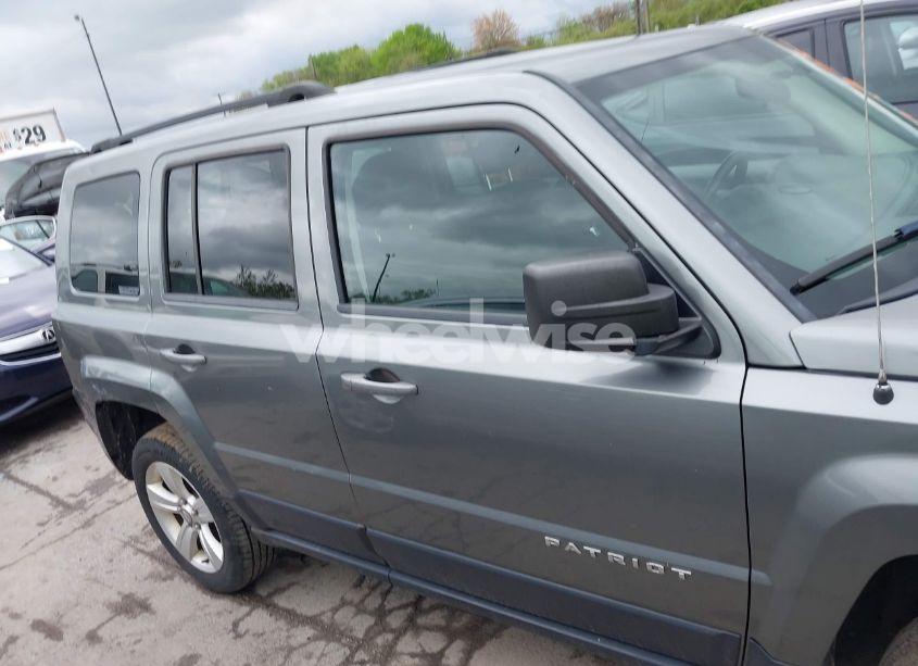 Photo 13 of 2013 Jeep Patriot LATITUDE (VIN 1C4NJRFB0DD248795)