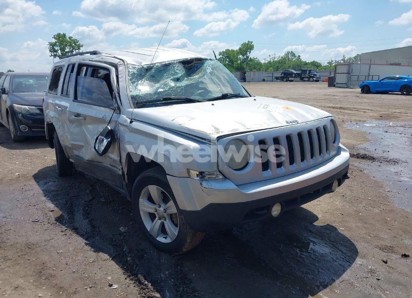 2014 Jeep Patriot LATITUDE (VIN 1C4NJRFB0ED549410) main photo