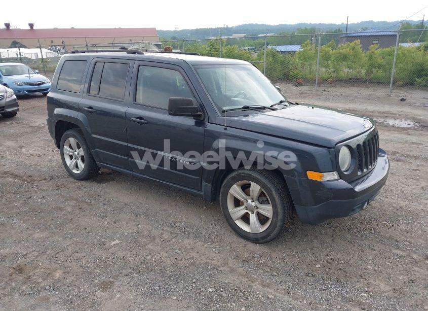 2014 Jeep Patriot LATITUDE (VIN 1C4NJRFB0ED641875) main photo