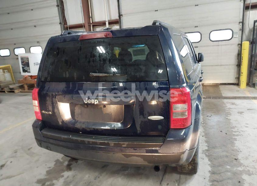 Photo 16 of 2014 Jeep Patriot LATITUDE (VIN 1C4NJRFB0ED730765)