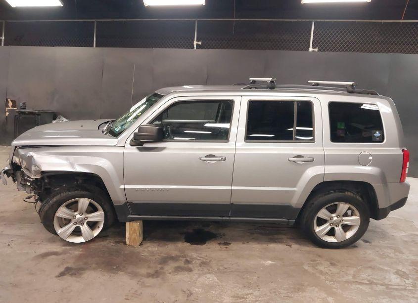 Photo 15 of 2014 Jeep Patriot LATITUDE (VIN 1C4NJRFB0ED809823)