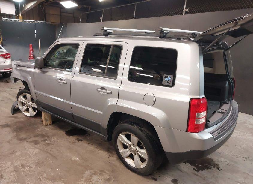 Photo 3 of 2014 Jeep Patriot LATITUDE (VIN 1C4NJRFB0ED809823)