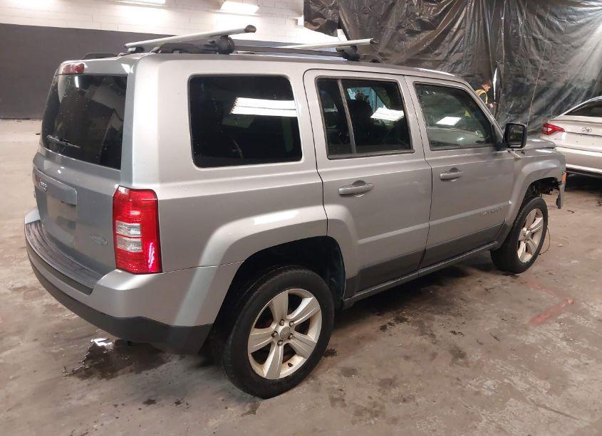 Photo 4 of 2014 Jeep Patriot LATITUDE (VIN 1C4NJRFB0ED809823)