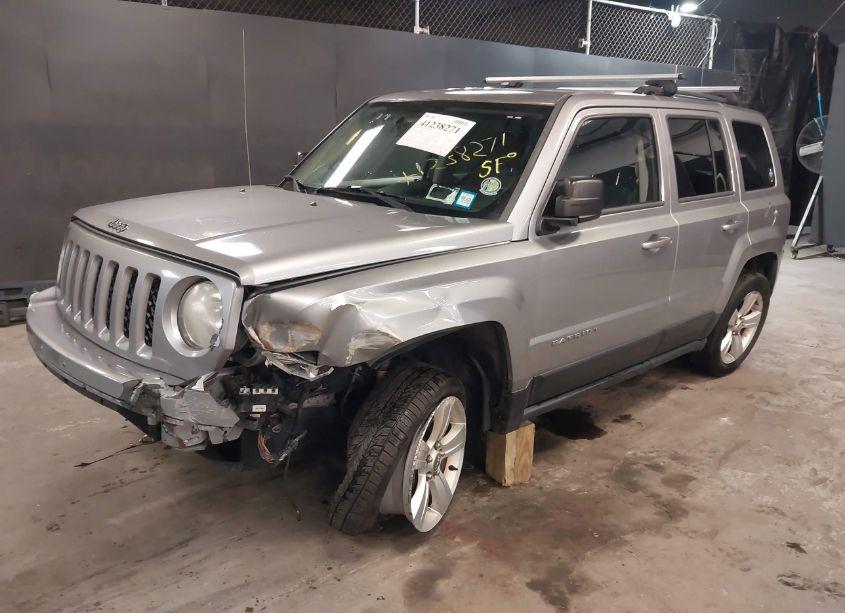Photo 6 of 2014 Jeep Patriot LATITUDE (VIN 1C4NJRFB0ED809823)