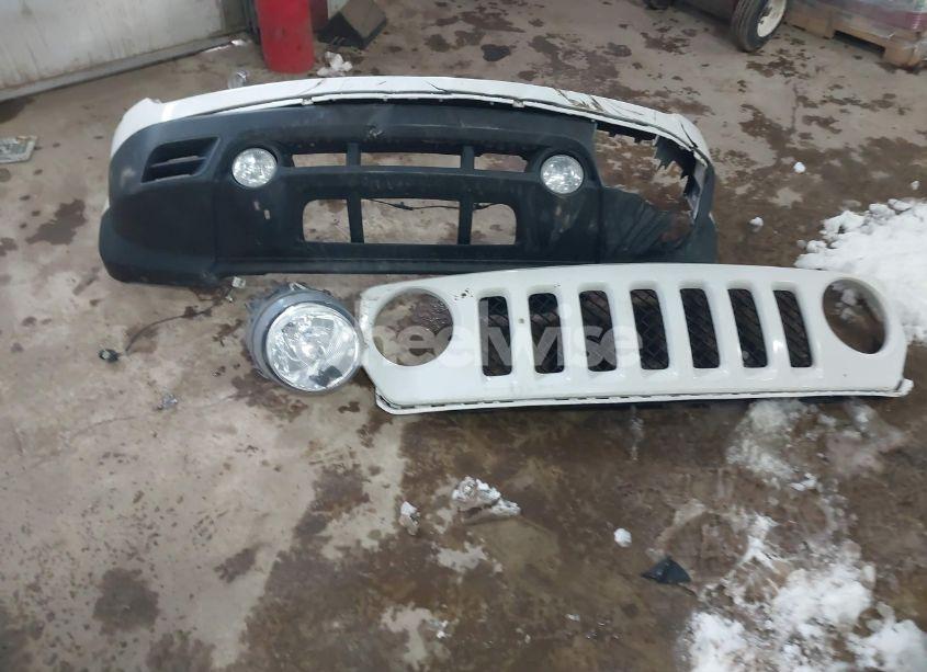 Photo 12 of 2015 Jeep Patriot HIGH ALTITUDE EDITION (VIN 1C4NJRFB0FD119958)