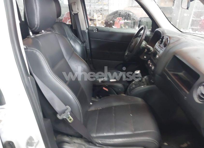 Photo 5 of 2015 Jeep Patriot HIGH ALTITUDE EDITION (VIN 1C4NJRFB0FD119958)