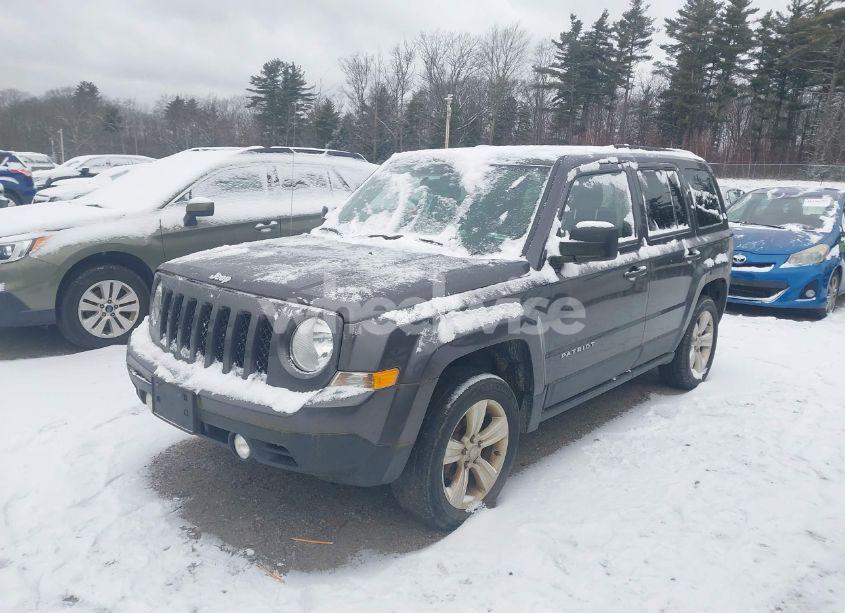 Photo 2 of 2015 Jeep Patriot LATITUDE (VIN 1C4NJRFB0FD184101)