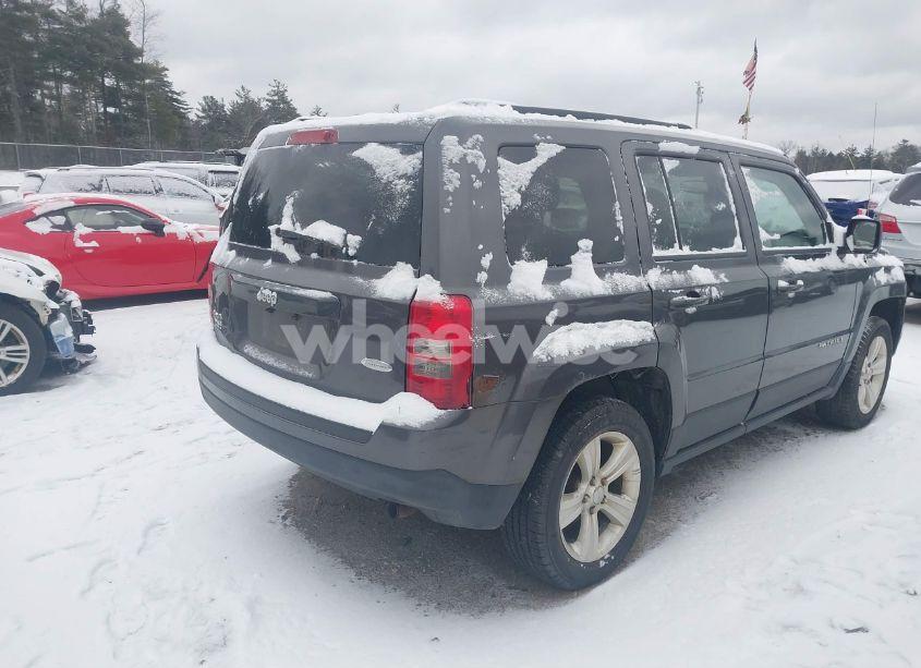 Photo 4 of 2015 Jeep Patriot LATITUDE (VIN 1C4NJRFB0FD184101)