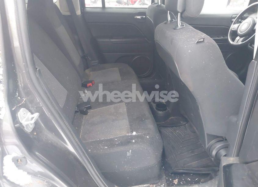 Photo 8 of 2015 Jeep Patriot LATITUDE (VIN 1C4NJRFB0FD184101)