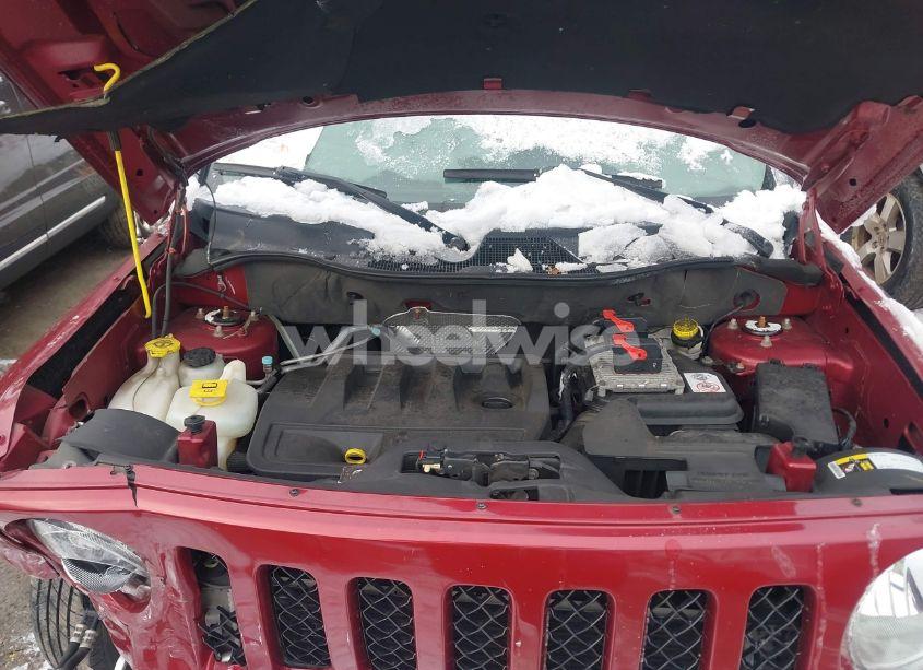 Photo 10 of 2015 Jeep Patriot HIGH ALTITUDE EDITION (VIN 1C4NJRFB0FD217985)