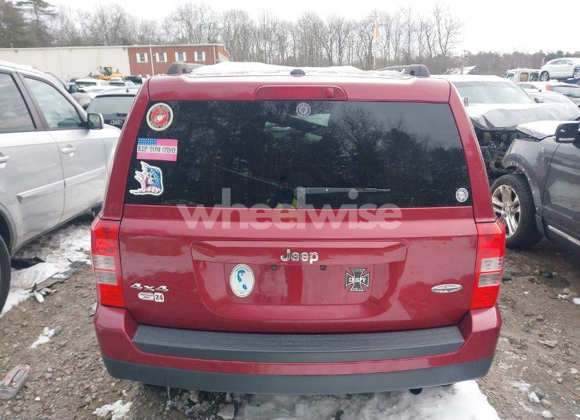 Photo 16 of 2015 Jeep Patriot HIGH ALTITUDE EDITION (VIN 1C4NJRFB0FD217985)