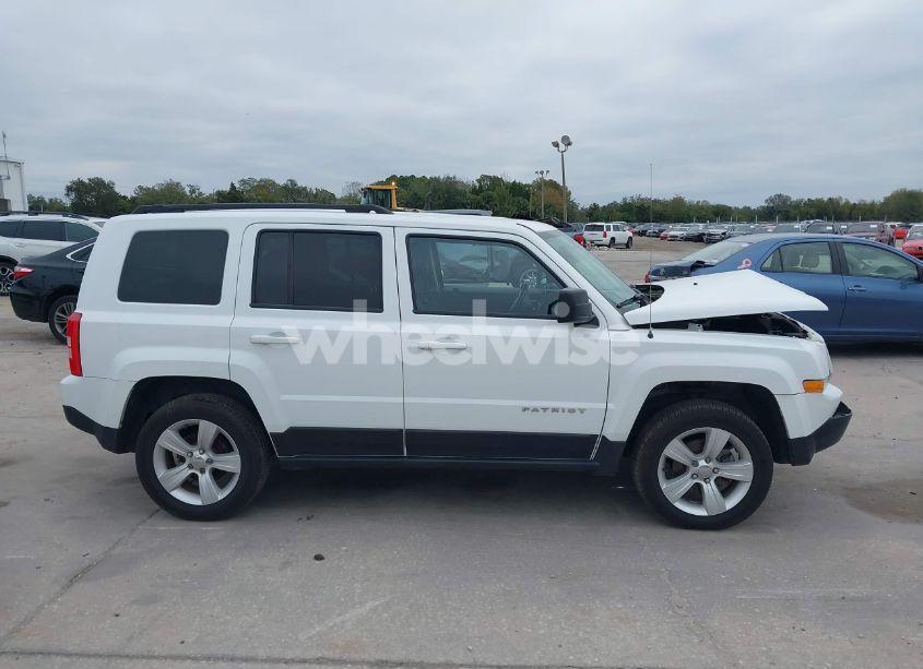 Photo 13 of 2016 Jeep Patriot LATITUDE (VIN 1C4NJRFB0GD523196)