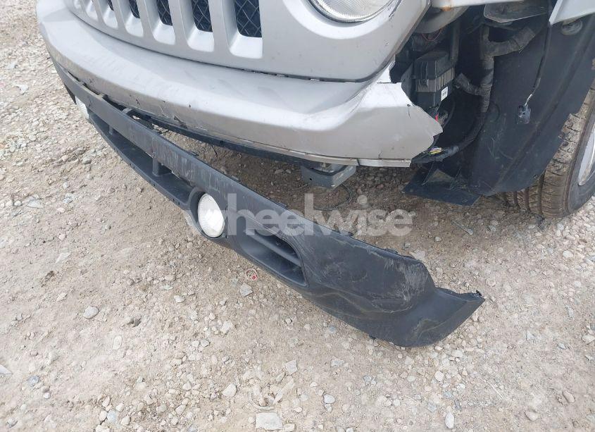 Photo 12 of 2016 Jeep Patriot HIGH ALTITUDE EDITION (VIN 1C4NJRFB0GD733863)