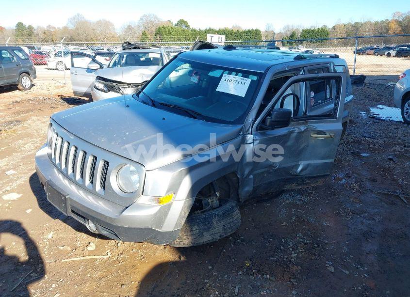 Photo 2 of 2017 Jeep Patriot HIGH ALTITUDE 4X4 (VIN 1C4NJRFB0HD176230)