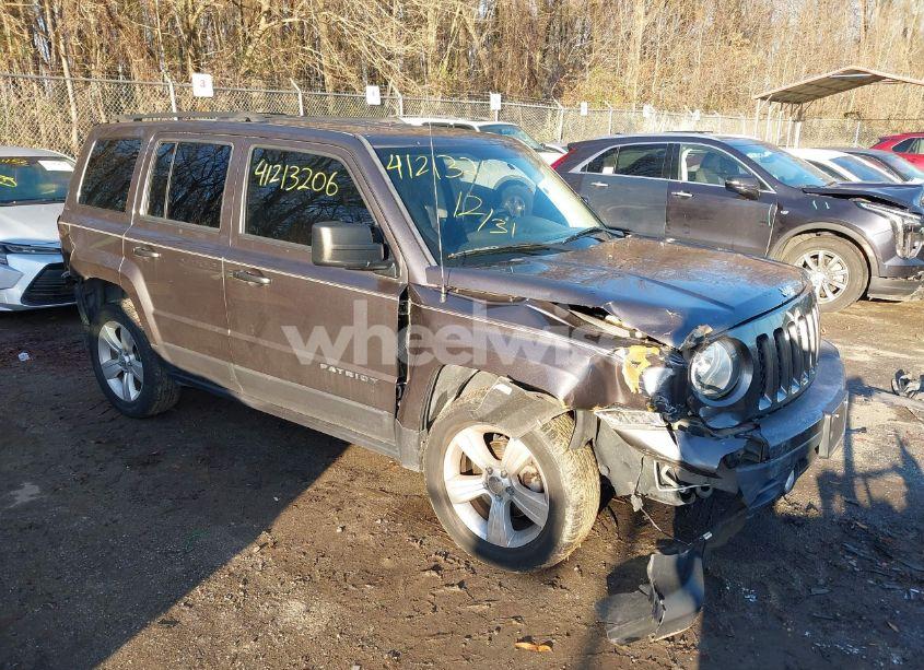 2017 Jeep Patriot LATITUDE 4X4 (VIN 1C4NJRFB0HD180133) main photo
