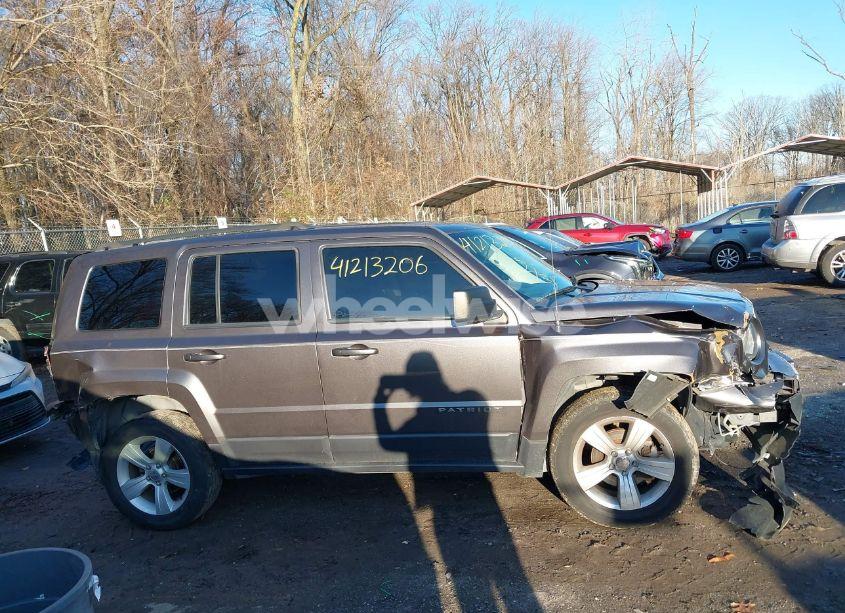 Photo 13 of 2017 Jeep Patriot LATITUDE 4X4 (VIN 1C4NJRFB0HD180133)