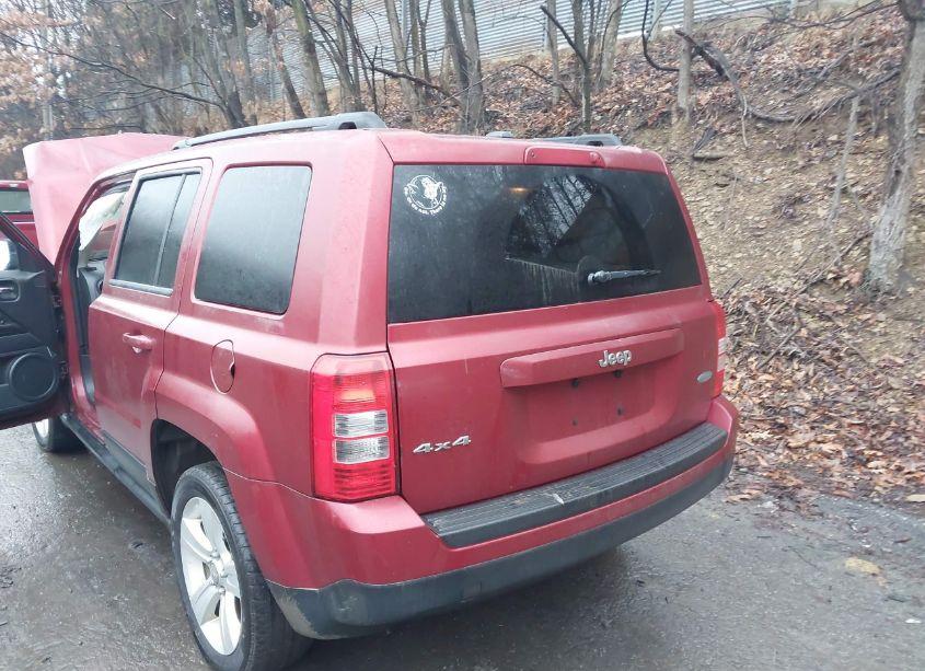 Photo 12 of 2012 Jeep Patriot LATITUDE (VIN 1C4NJRFB1CD525629)