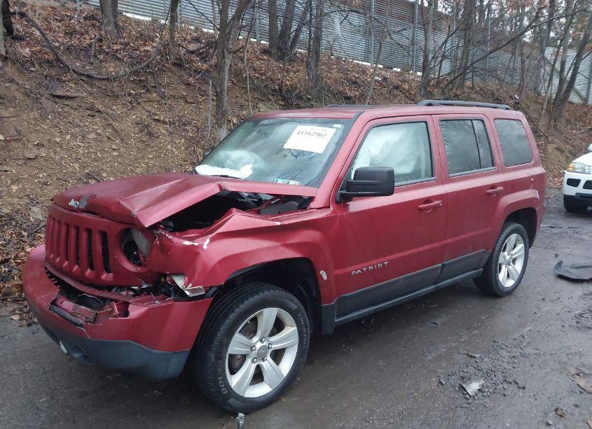 Photo 2 of 2012 Jeep Patriot LATITUDE (VIN 1C4NJRFB1CD525629)