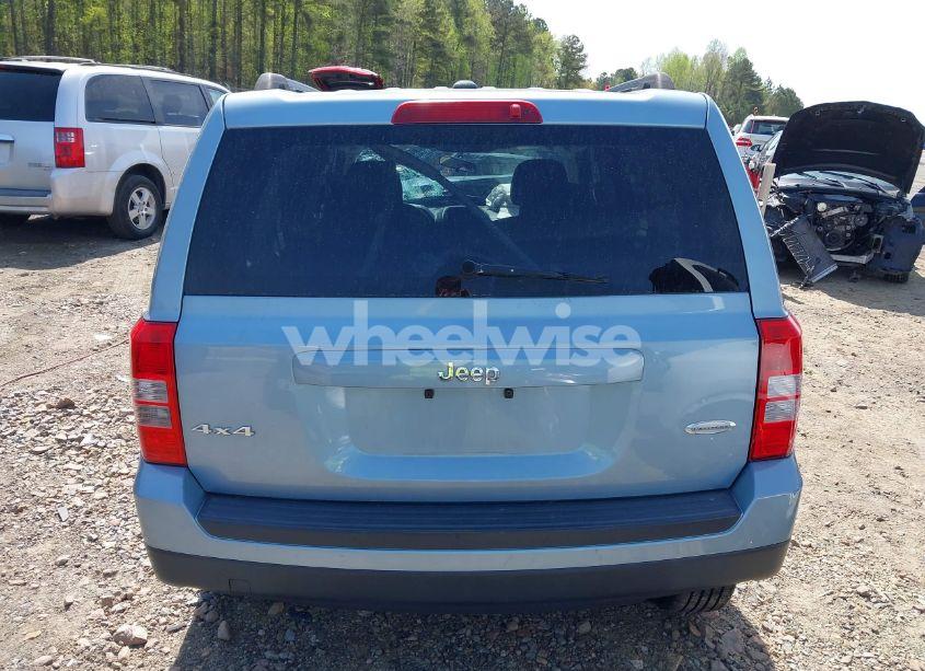 Photo 16 of 2013 Jeep Patriot LATITUDE (VIN 1C4NJRFB1DD174545)