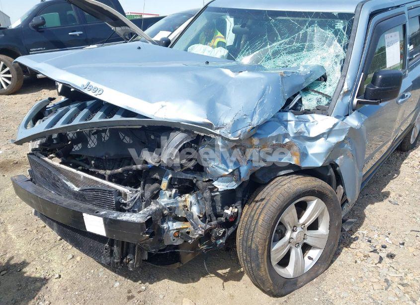 Photo 6 of 2013 Jeep Patriot LATITUDE (VIN 1C4NJRFB1DD174545)