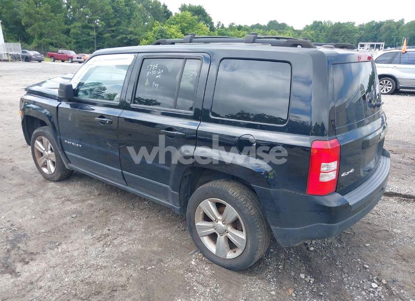 Photo 3 of 2013 Jeep Patriot LATITUDE (VIN 1C4NJRFB1DD221900)