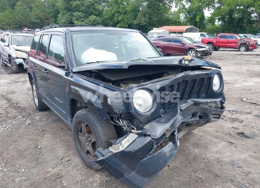 Photo 6 of 2013 Jeep Patriot LATITUDE (VIN 1C4NJRFB1DD221900)