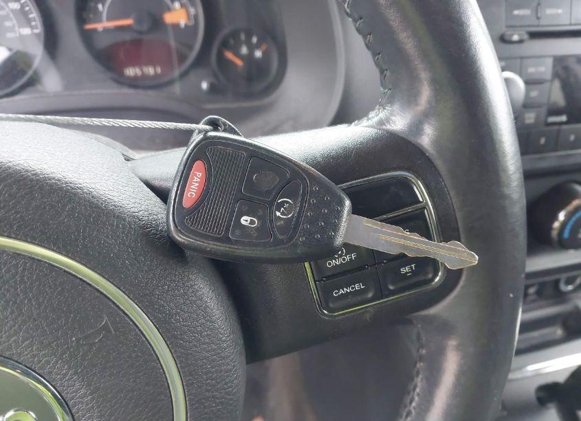 Photo 11 of 2014 Jeep Patriot LATITUDE (VIN 1C4NJRFB1ED540781)