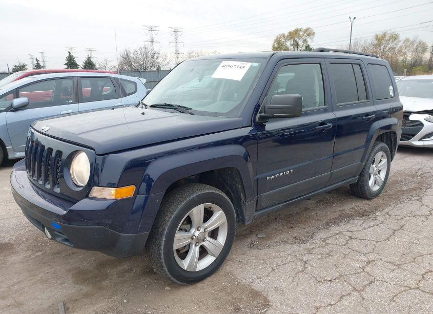 Photo 2 of 2014 Jeep Patriot LATITUDE (VIN 1C4NJRFB1ED540781)