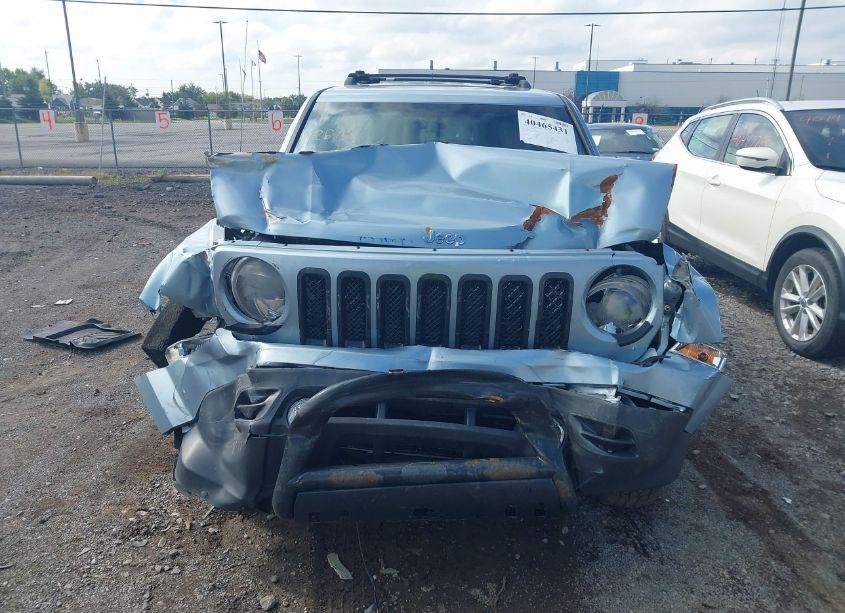 Photo 11 of 2014 Jeep Patriot LATITUDE (VIN 1C4NJRFB1ED546497)