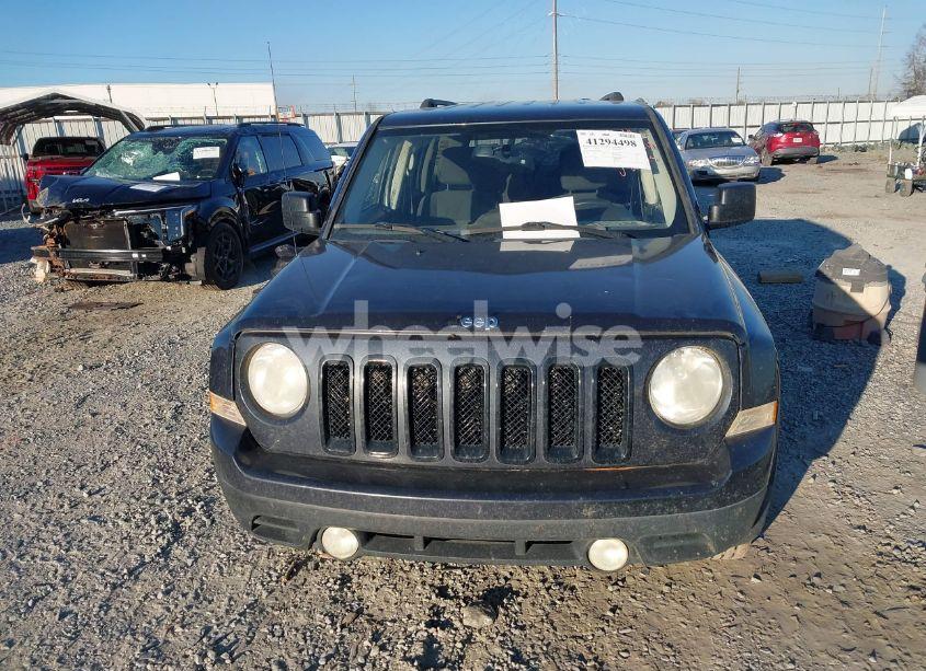 Photo 12 of 2014 Jeep Patriot LATITUDE (VIN 1C4NJRFB1ED670611)