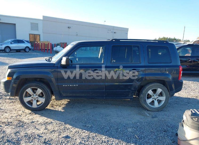 Photo 14 of 2014 Jeep Patriot LATITUDE (VIN 1C4NJRFB1ED670611)