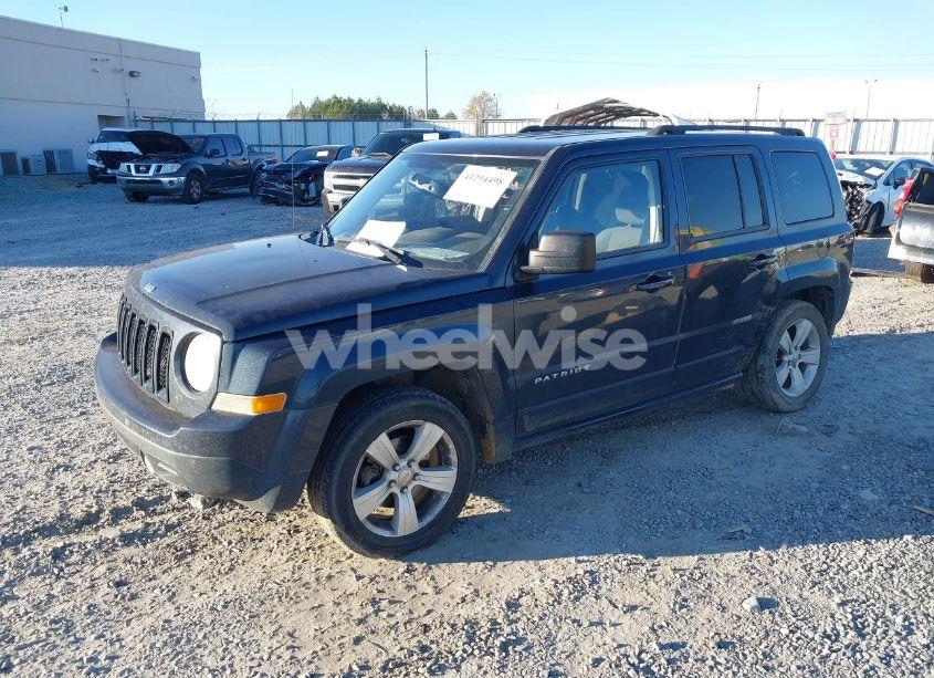 Photo 2 of 2014 Jeep Patriot LATITUDE (VIN 1C4NJRFB1ED670611)