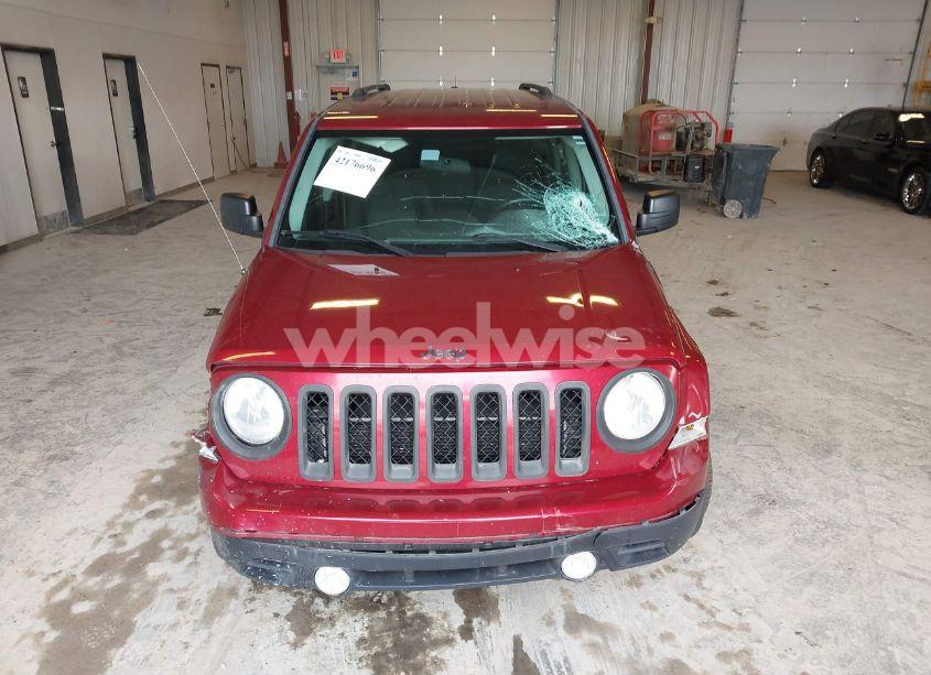 Photo 12 of 2014 Jeep Patriot LATITUDE (VIN 1C4NJRFB1ED713506)