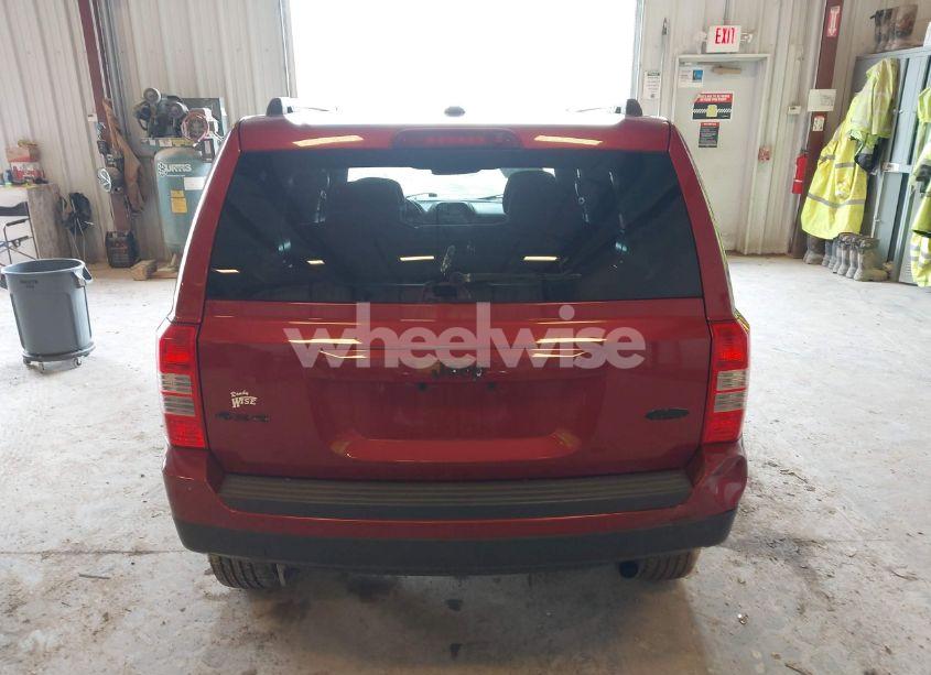 Photo 16 of 2014 Jeep Patriot LATITUDE (VIN 1C4NJRFB1ED713506)