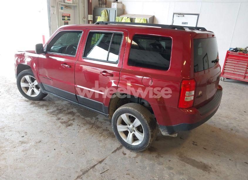 Photo 3 of 2014 Jeep Patriot LATITUDE (VIN 1C4NJRFB1ED713506)